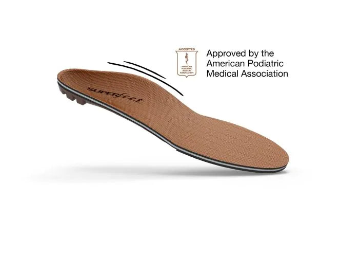 View of the top of a single Superfeet All-Purpose Memory Foam Support Insole with logo and text that says Approved by the American Podiatric Medical Association.
