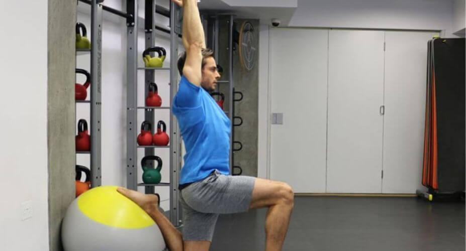 The Best Stretching Exercises Everyone Should Be Doing