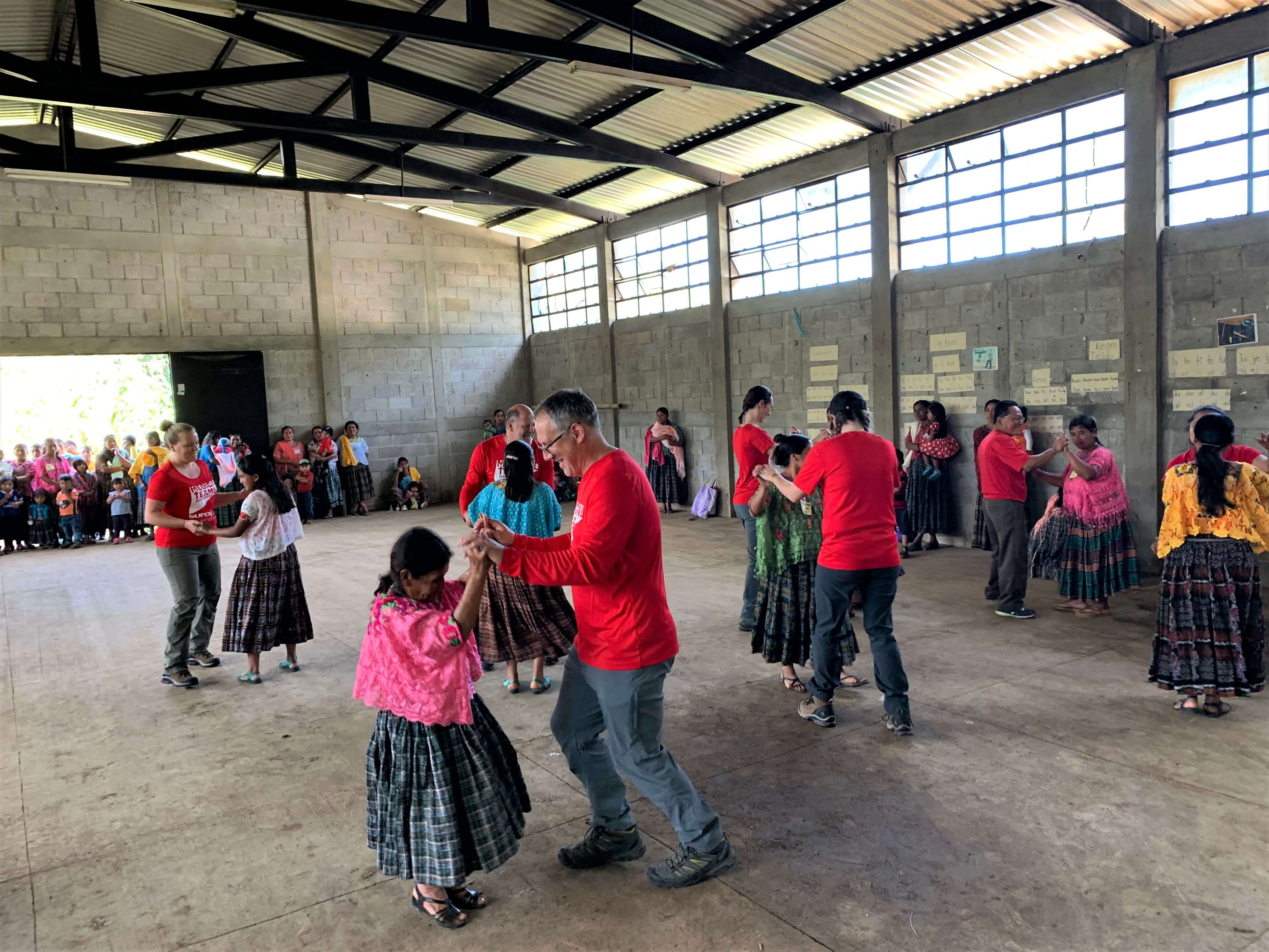 Guatemala 2019_dancing