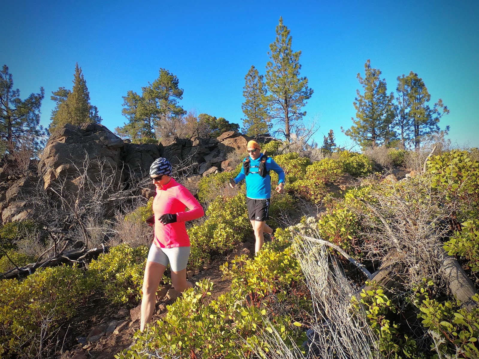 Superfeet Ambassadors David and Amy enjoy a run in the mountains